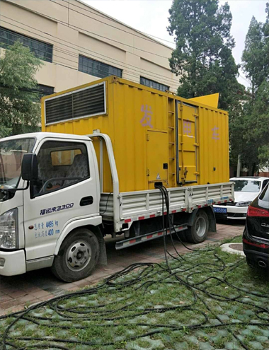 石鼓发电车出租-柴油发电机组排烟系统设计要求及其考虑因素