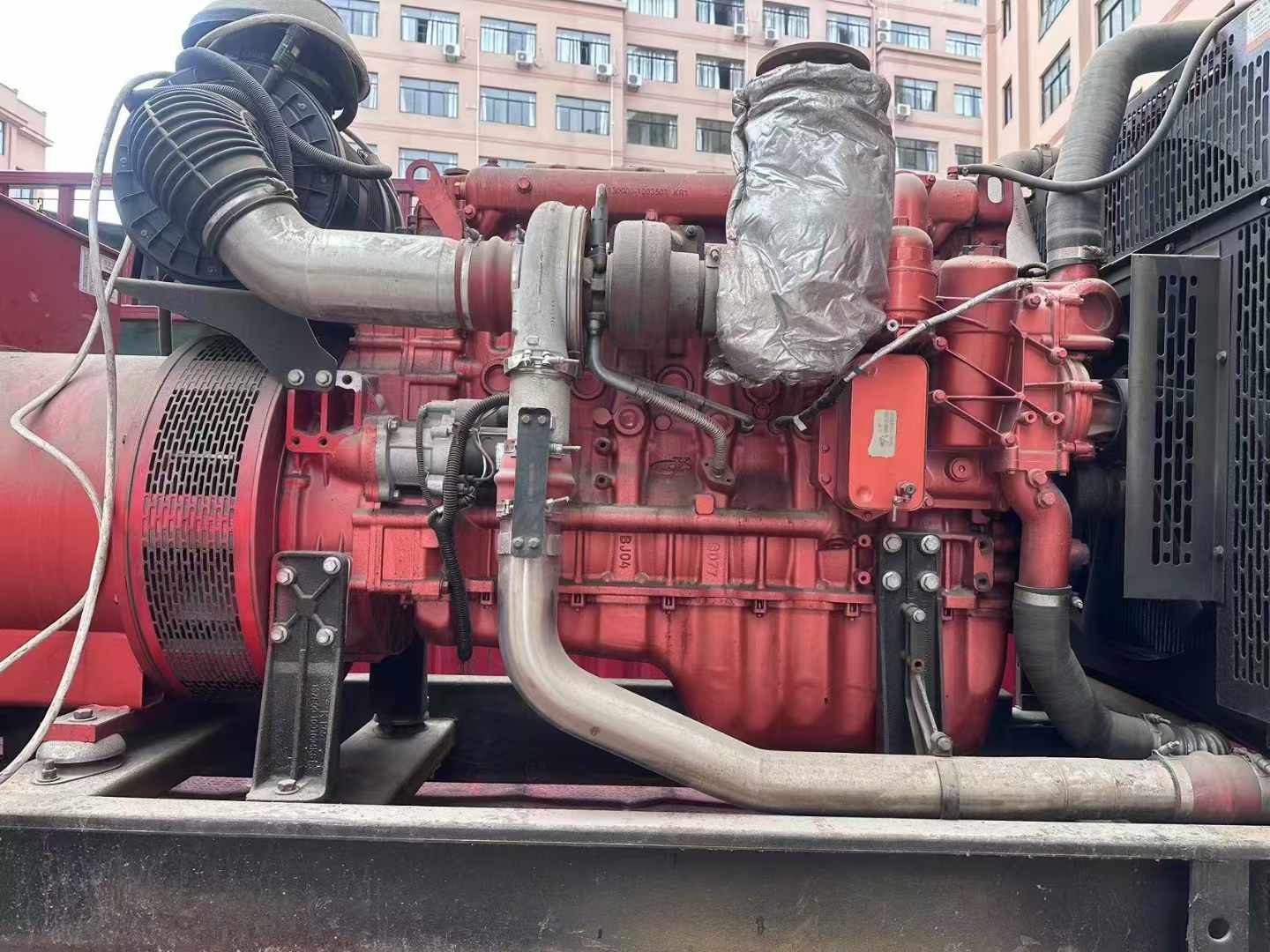 石鼓如何选择适合 600kW 柴油发电机组的过载保护器？